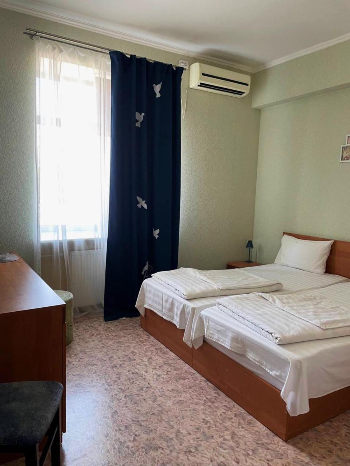 Shanyrak Hotel Temirtau Exterior foto