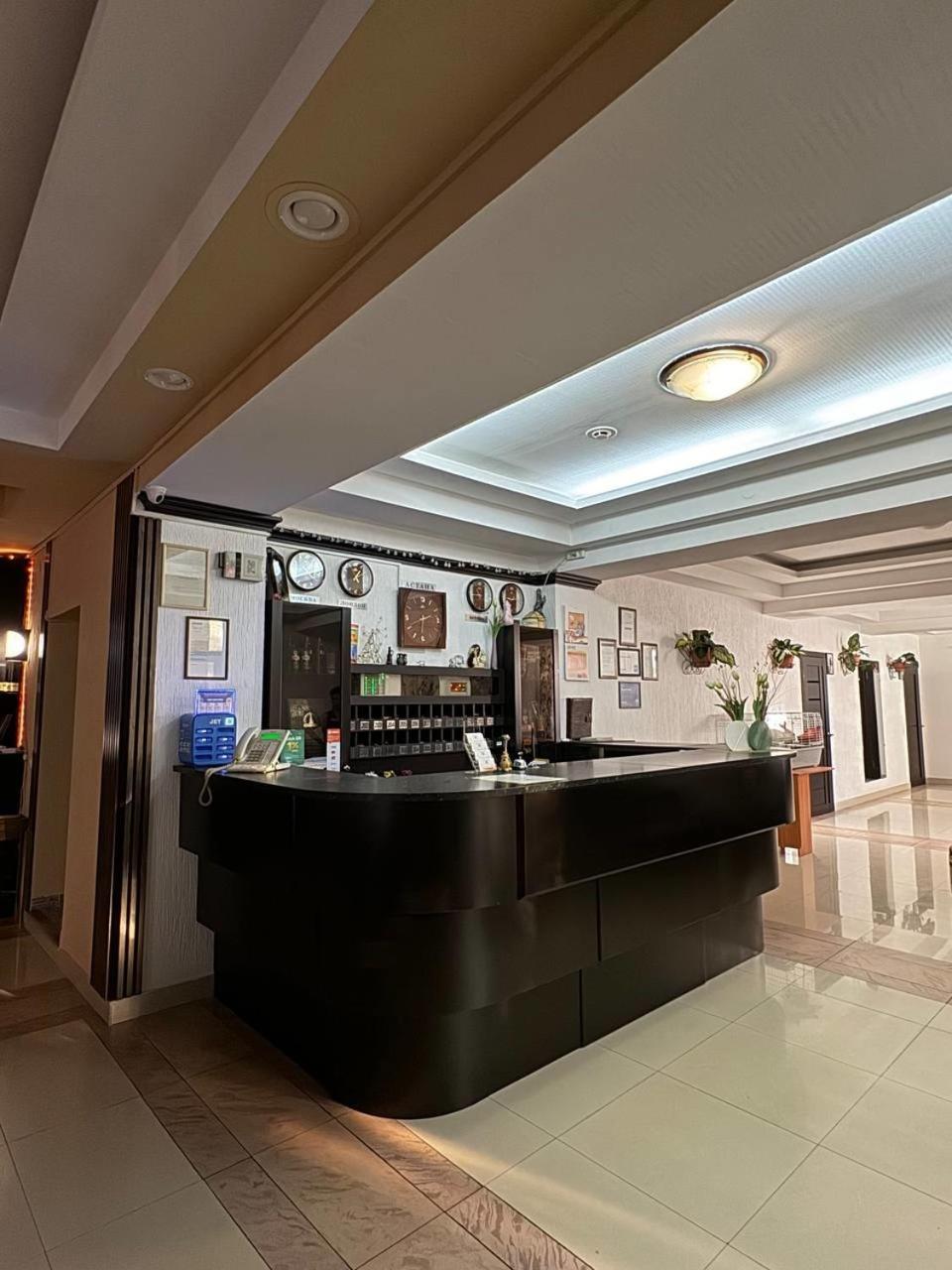 Shanyrak Hotel Temirtau Exterior foto